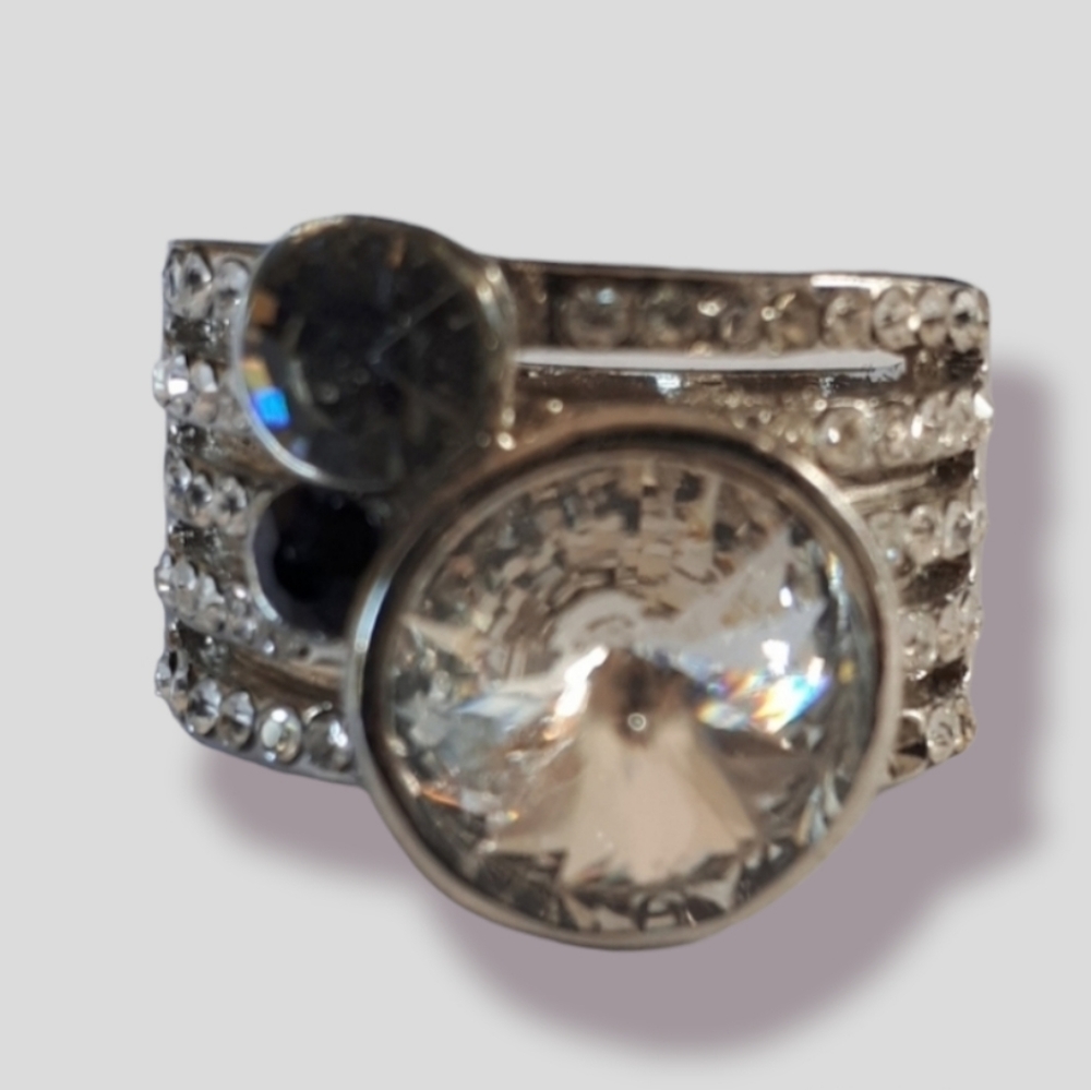 Crystal silver ring
